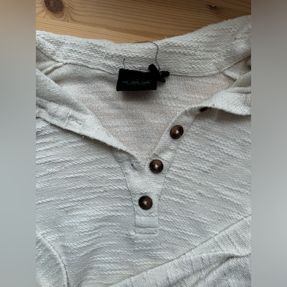 Out From Under Beach Top - Picture 4 of 5